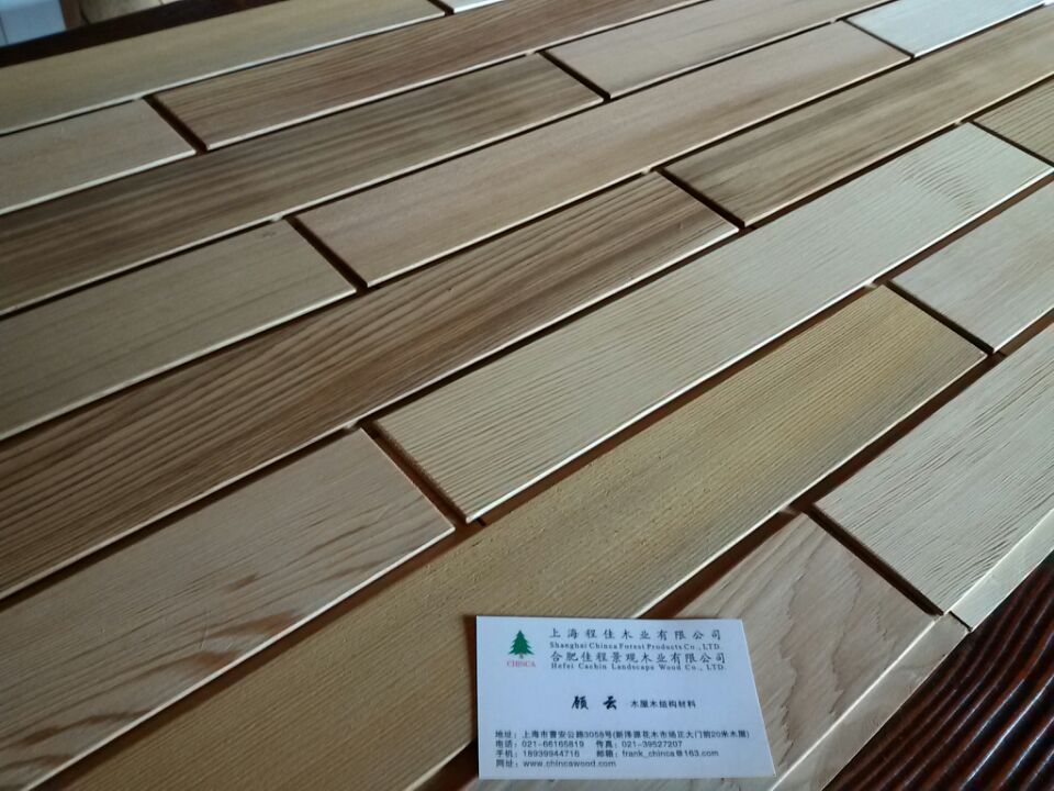 實木墻磚、墻裙與木瓦 自然與傳統在建筑材料中的復興